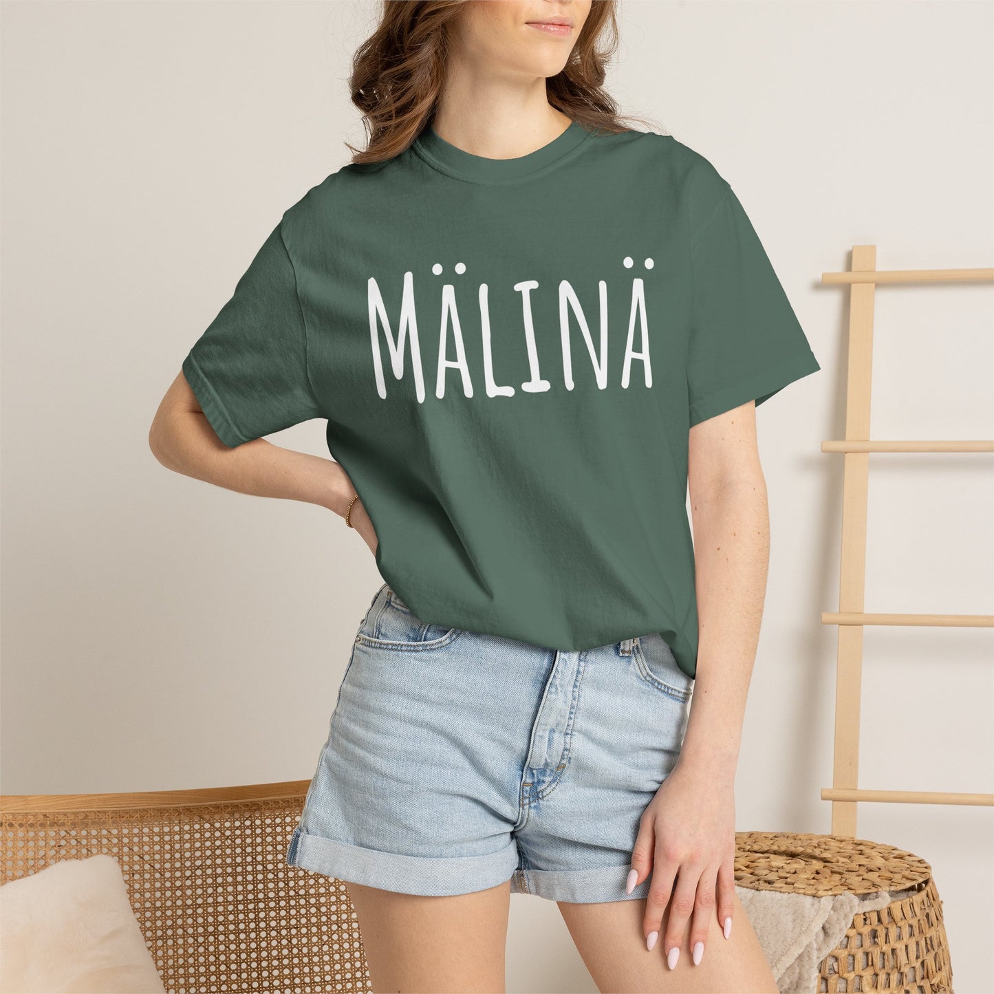 Mälinä T-Shirt (White Text)